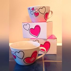 2x Brand new Valentines Mugs.  What a great gift for someone special.
